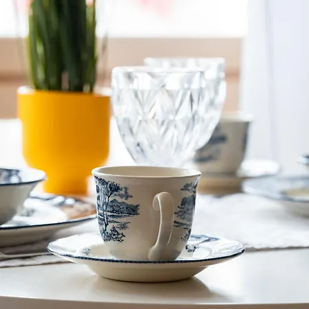 With Seaview Apartamento