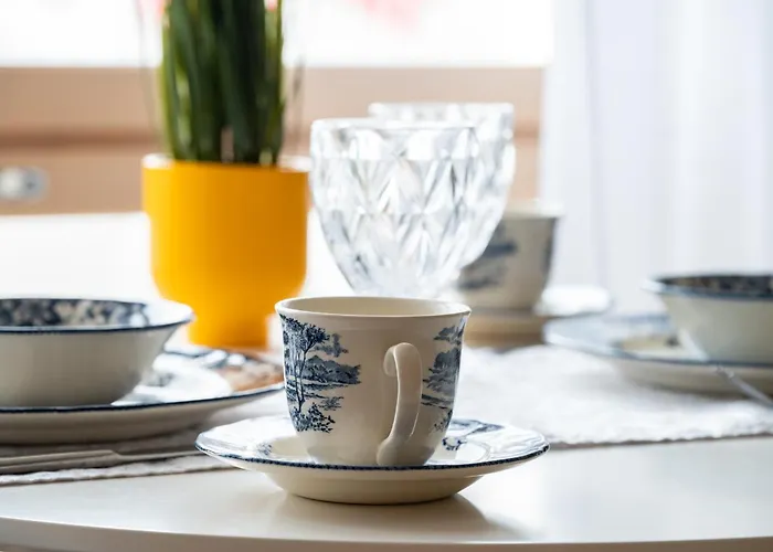 With Seaview Appartement